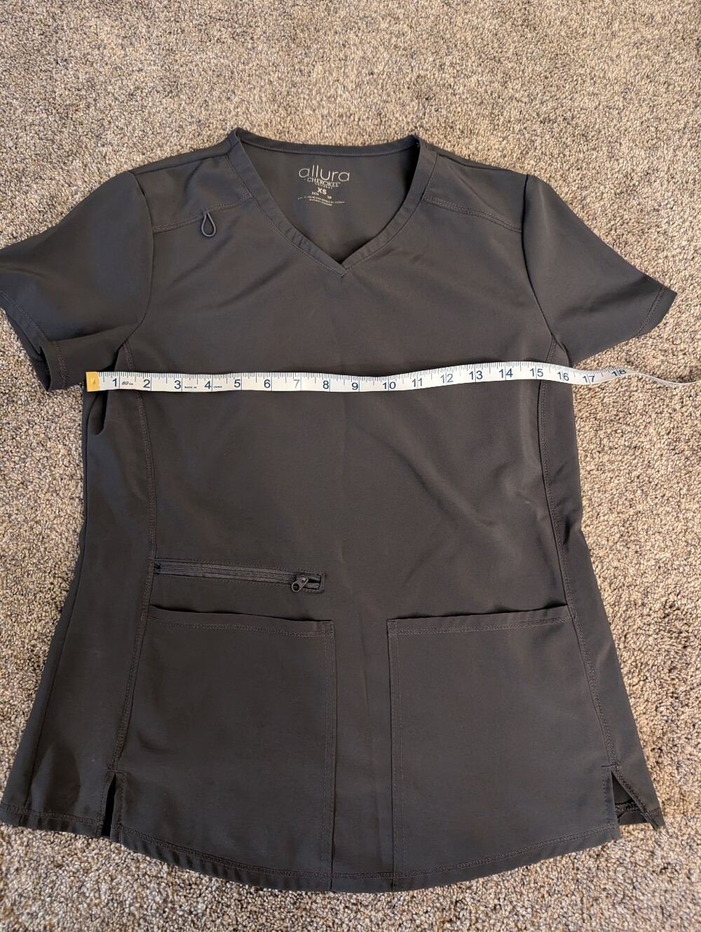 Allura By Cherokee Dark Grey V-Neck Short Sleeve Scrub Top EUC Size XS